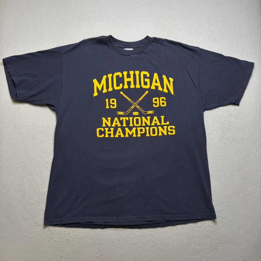 Champion T-Shirt Mens XXL Blue Michigan 1996 National Champions Hockey Vintage